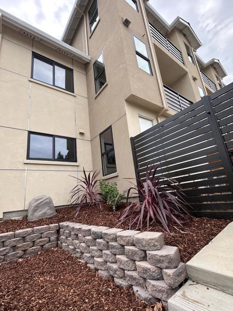 523 Union Avenue, Campbell CA: https://media.crmls.org/mediaz/94e58f1b-5ae4-4694-9887-0c395d5d6d88.jpg