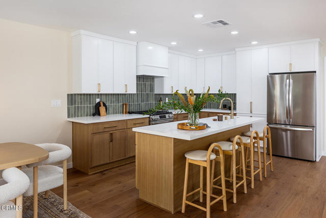 Detail Gallery Image 13 of 33 For 2650 Catherine Rd, Altadena,  CA 91001 - 3 Beds | 2 Baths