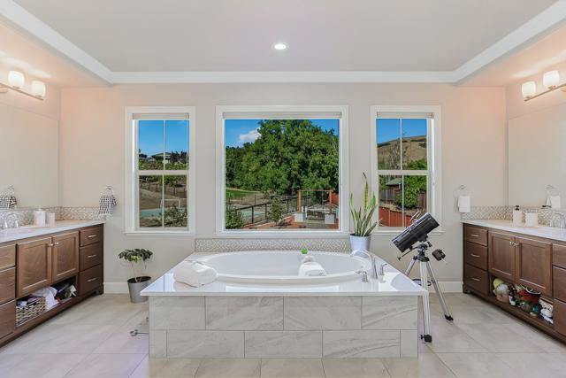 Image 46 of 73 For 6352 Grand Oak Way
