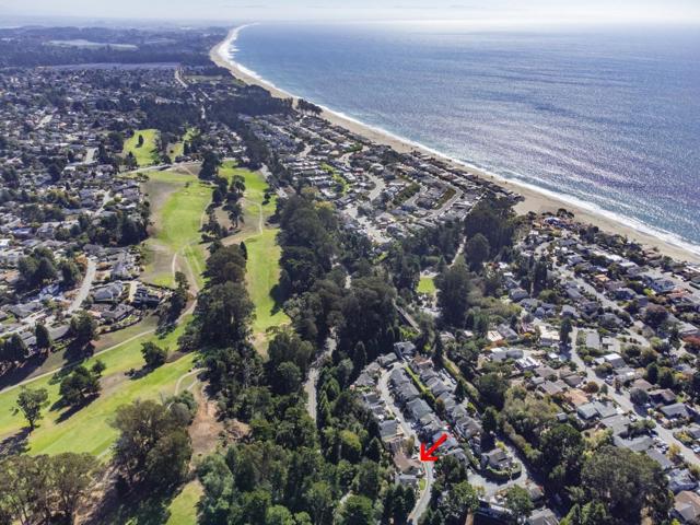 261 Dry Creek Road, Aptos CA: https://media.crmls.org/mediaz/94e7834c-ec8e-4ab6-aab5-b39dee2e2685.jpg