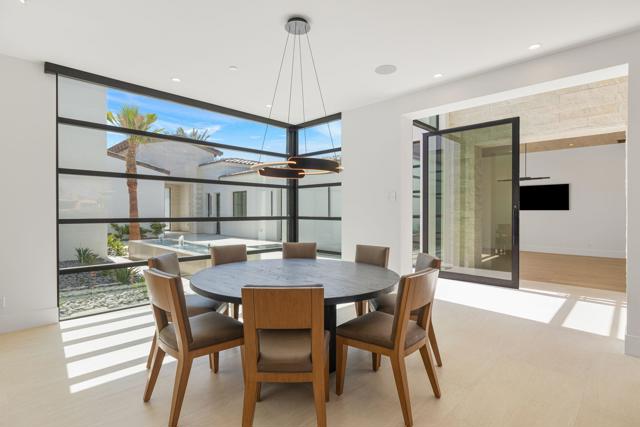 53603 Via Mallorca, La Quinta CA: https://media.crmls.org/mediaz/94e81c5b-3925-44ab-9892-02a23ca73892.jpg