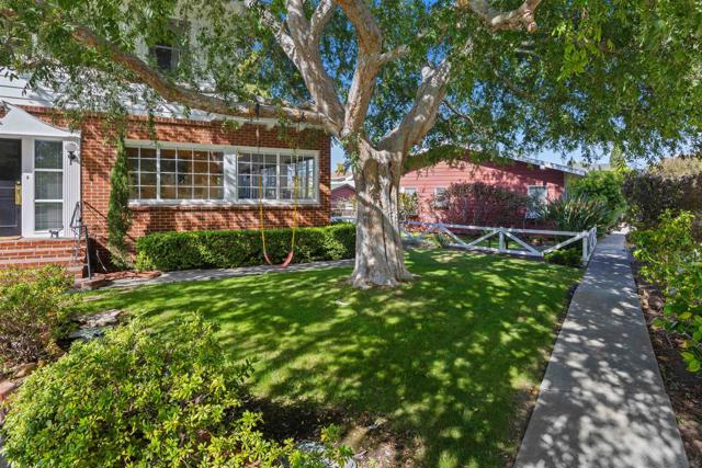 4229 Saint James Place, San Diego CA: https://media.crmls.org/mediaz/94e8ecca-629e-4354-85da-2a0982eba94e.jpg