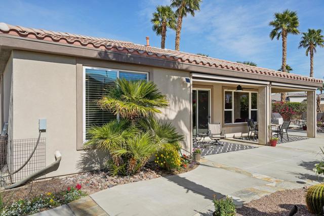 60519 Lace Leaf Court, La Quinta CA: https://media.crmls.org/mediaz/94e9772f-5bae-40dc-9a20-609b955ca431.jpg