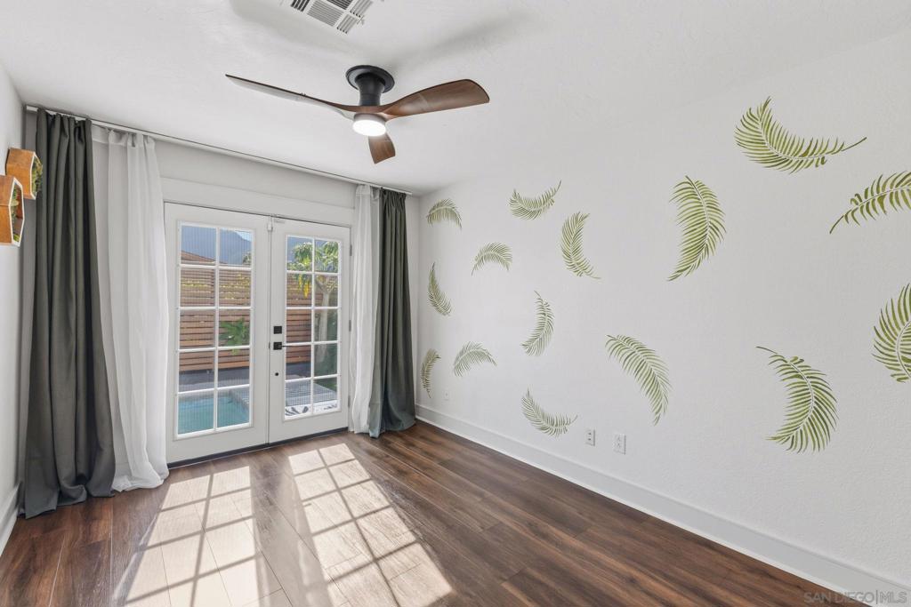 https://media.crmls.org/mediaz/94ea915f-7899-4cd0-b970-5cc220c31ffd.jpg?preset=X-Large