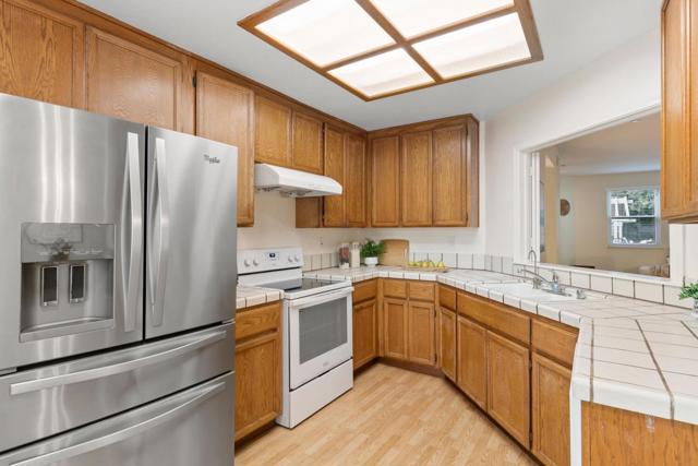 974 La Mesa Terrace, Sunnyvale CA: https://media.crmls.org/mediaz/94ebbe94-4ca8-43e4-8078-e004f2803d1d.jpg