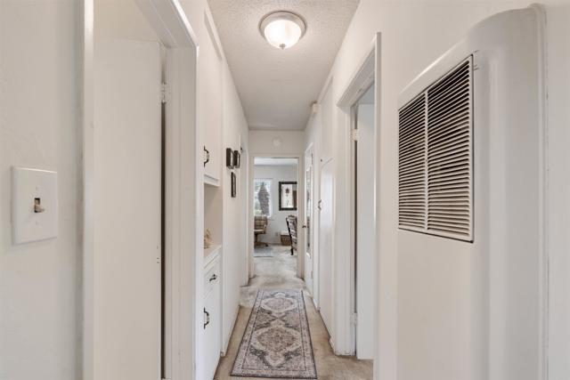 462 Carnation Avenue, Imperial Beach CA: https://media.crmls.org/mediaz/94ec36df-06e2-49f5-ba16-4a229dae476d.jpg