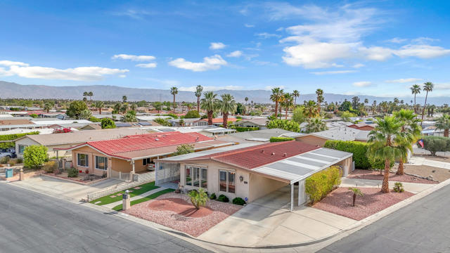 Image 52 of 58 For 74592 Nevada Circle