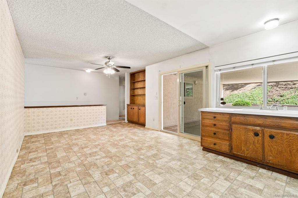 7225 Laura Ct - photo 14