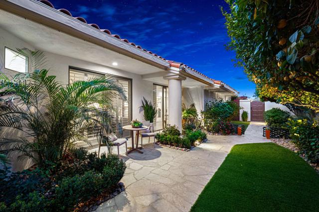 55197 Southern, La Quinta CA: https://media.crmls.org/mediaz/94ecac16-bf4c-4e6c-be40-7f7c6ef8f087.jpg