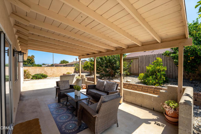 Detail Gallery Image 24 of 35 For 2020 Ironbark Dr, Oxnard,  CA 93036 - 4 Beds | 2 Baths