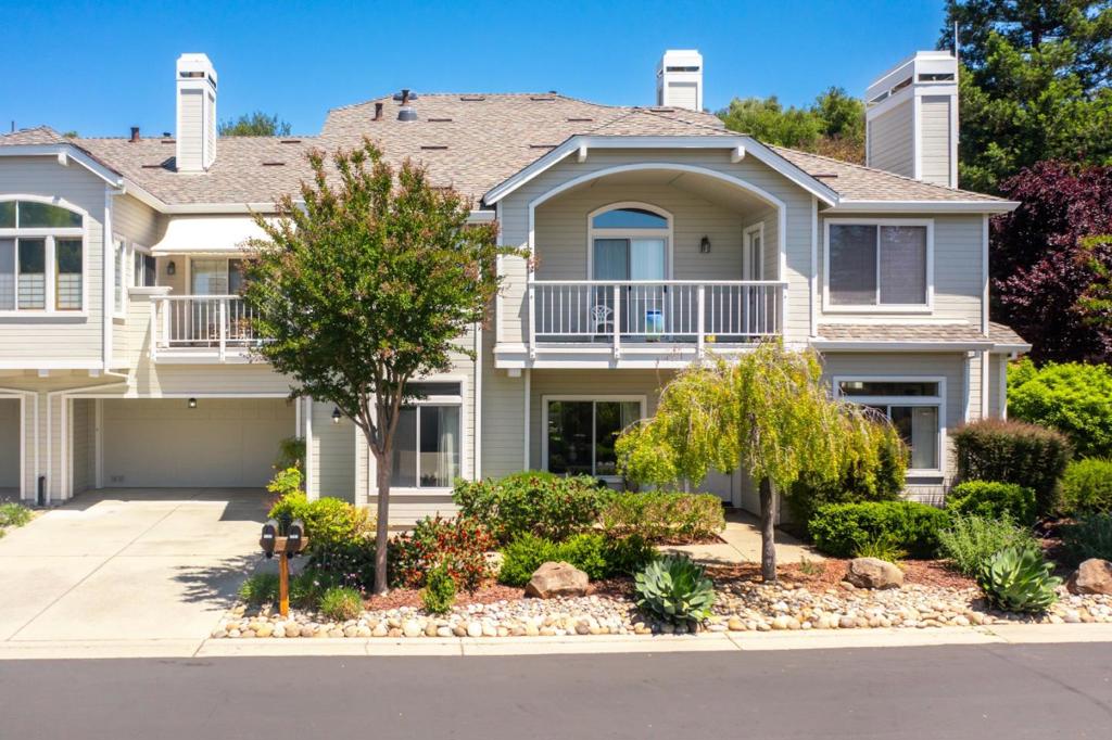7792 Prestwick Circle