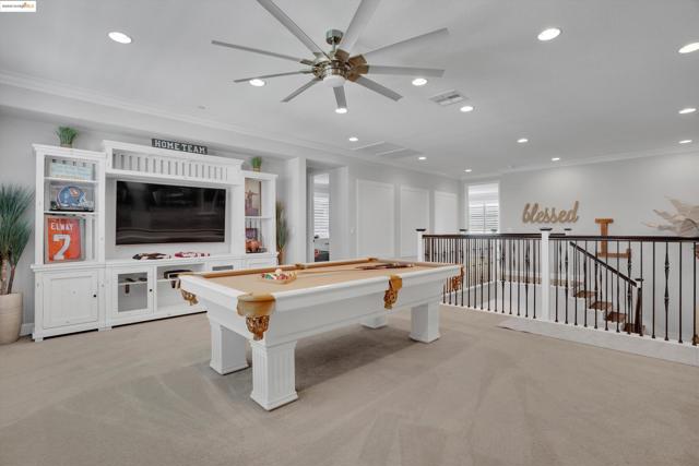 542 Harbor Cove Cir, Discovery Bay CA: https://media.crmls.org/mediaz/94ecf592-69fa-4a53-a2ab-8edf45b4dc3f.jpg