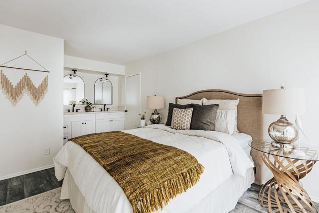 4652 Don Lorenzo Dr, Los Angeles CA: https://media.crmls.org/mediaz/94ecf6ea-60a9-426b-a1de-9821f63eaf45.jpg