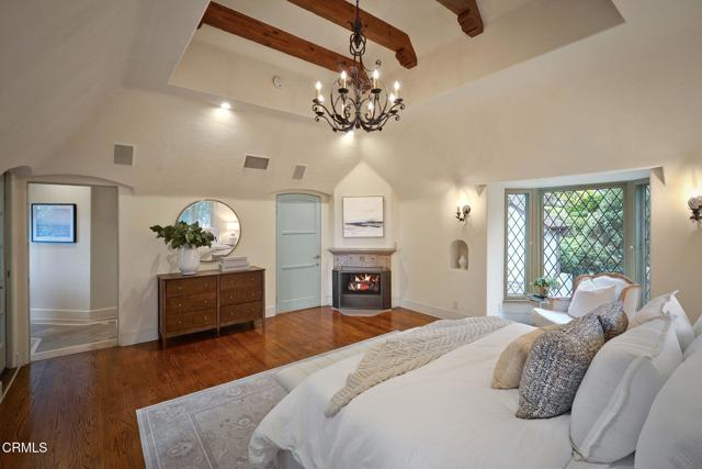 Detail Gallery Image 14 of 22 For 790 Huntington Cir, Pasadena,  CA 91106 - 4 Beds | 3 Baths