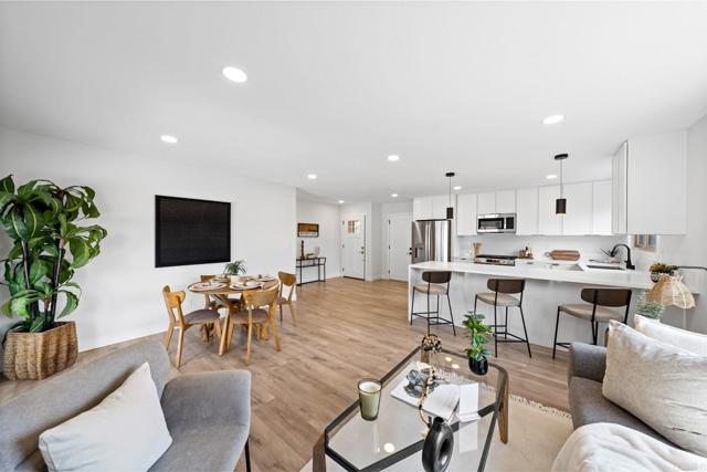 9121 Heatherdale Street, Santee CA: https://media.crmls.org/mediaz/94ed60f7-6cab-4fd4-bb12-8060aa2982e4.jpg