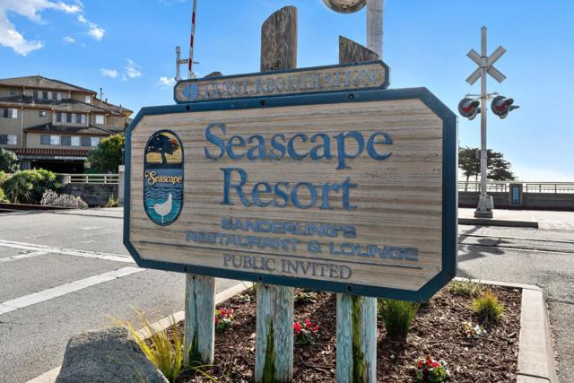 16 Seascape Resort Drive, Aptos CA: https://media.crmls.org/mediaz/94ed7578-3892-45d0-9f2f-dddc10a91911.jpg
