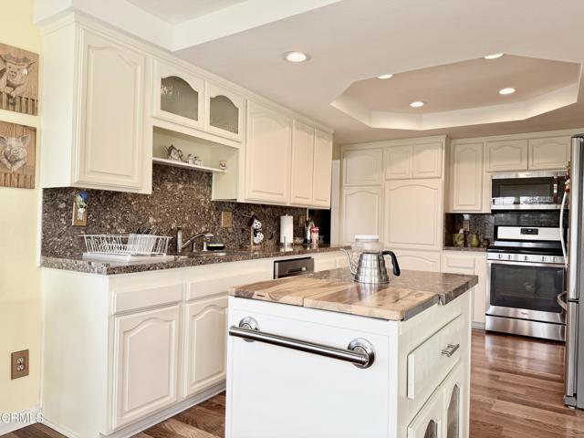 Detail Gallery Image 15 of 62 For 2134 Cold Stream Ct, Oxnard,  CA 93036 - 3 Beds | 2/1 Baths