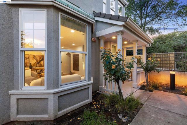 5880 Hillbrook Pl, Dublin CA: https://media.crmls.org/mediaz/94ef4f21-01a8-44bf-b2a4-dc725ee3a087.jpg