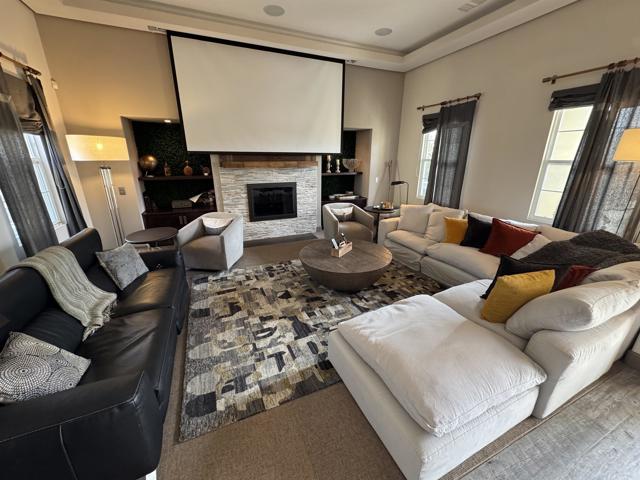 Detail Gallery Image 2 of 15 For 8291 Santaluz Village Grn N, San Diego,  CA 92127 - 3 Beds | 3 Baths