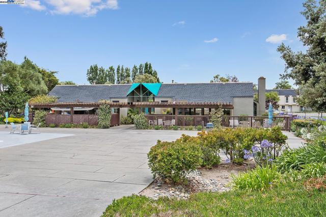 3032 CERRO VISTA, Alameda CA: https://media.crmls.org/mediaz/94f1046f-6015-4ea1-bb6a-7c06b73b9578.jpg
