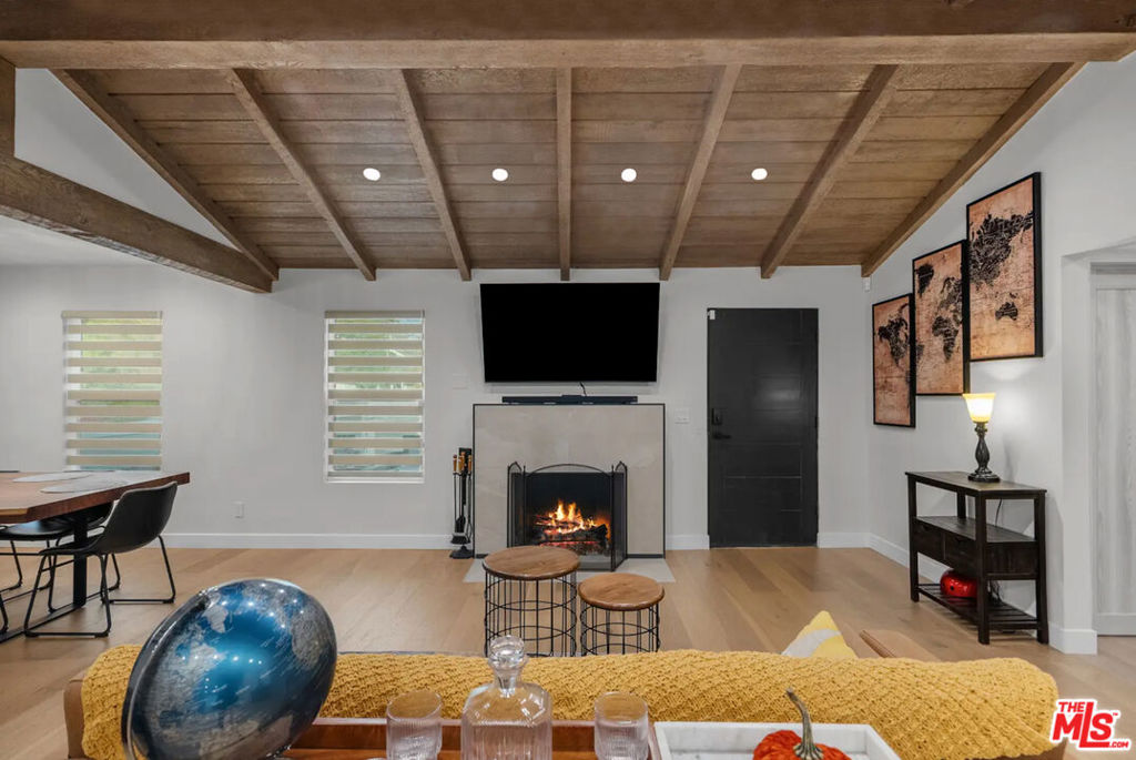 4323 Irvine AvenueStudio City img 1