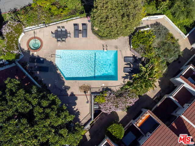 1979 Grace Avenue, Los Angeles CA: https://media.crmls.org/mediaz/94f23a7a-a91e-406d-a6ff-b2d9331ec187.jpg