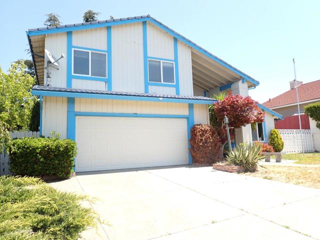 1955 Redwood Road, Hercules CA: https://media.crmls.org/mediaz/94f31f71-22a1-405c-87ce-7f7fce091209.jpg