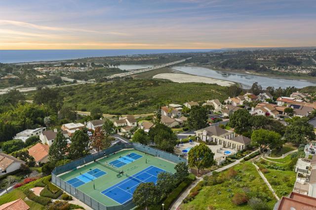 Detail Gallery Image 23 of 24 For 1748 Gascony Road, Encinitas,  CA 92024 - 3 Beds | 2/1 Baths