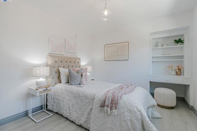 5324 Selma Ave, Fremont CA: https://media.crmls.org/mediaz/94f48b5c-fe1a-44af-be45-b258b765e9fc.jpg