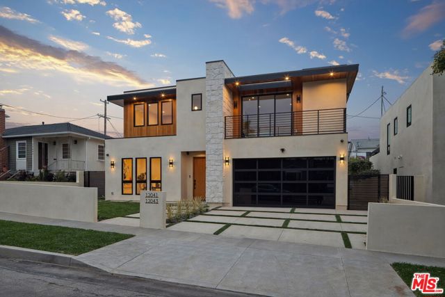 12041 Marine Street, Los Angeles CA: https://media.crmls.org/mediaz/94f4ee92-13e5-4e72-b243-6a0fa4900310.jpg