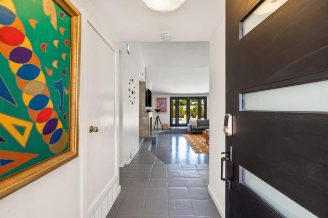 1862 N Nogales Way, Palm Springs CA: https://media.crmls.org/mediaz/94f542fc-166e-45d0-b50b-0284401a573b.jpg