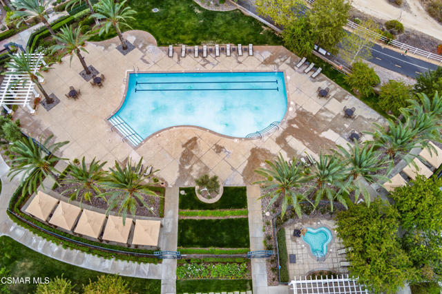 23752 Noble Fir Court, Valencia CA: https://media.crmls.org/mediaz/94f6ad39-93e8-45c6-ad48-59a9755e37fd.jpg