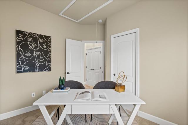 427 Willow Glen Way, San Jose CA: https://media.crmls.org/mediaz/94f70819-4059-4bfa-961a-29b499e3ff1f.jpg