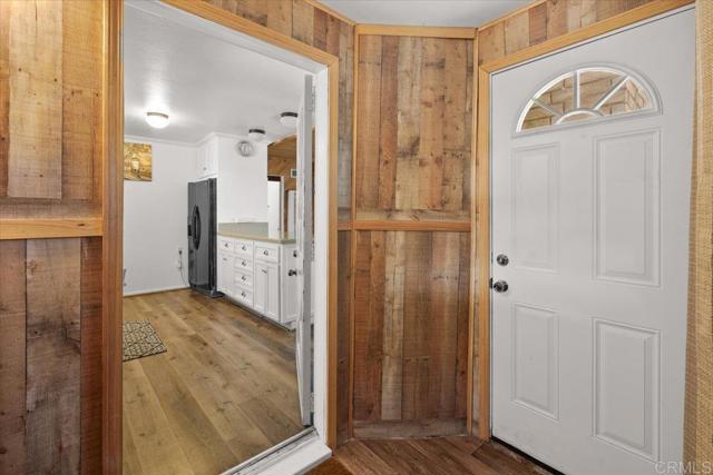 Detail Gallery Image 8 of 26 For 31111 All View Dr, Running Springs,  CA 92382 - 3 Beds | 1/1 Baths