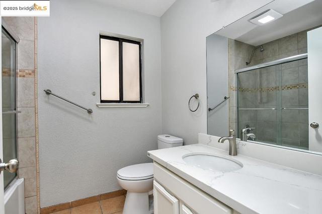 1500 Mellissa Ct, Antioch CA: https://media.crmls.org/mediaz/94f8d3f0-53fe-4951-a77a-c5f10acd8366.jpg