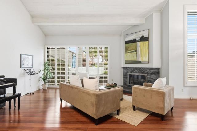 28095 Barn Way, Carmel CA: https://media.crmls.org/mediaz/94f93e61-f859-457e-98a1-e2239559241e.jpg