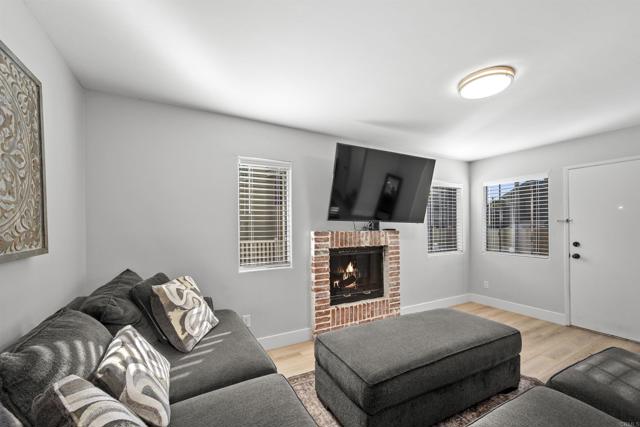 1508 Concord Way, Chula Vista CA: https://media.crmls.org/mediaz/94f9a1b5-b275-4e18-8578-79b1268a4c45.jpg