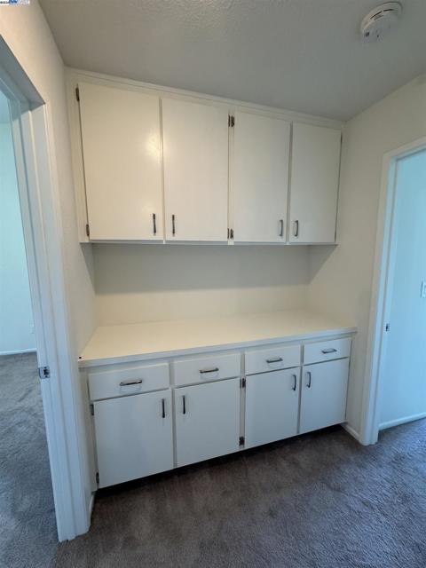 8145 Mountain View Dr, Pleasanton CA: https://media.crmls.org/mediaz/94fa1e5b-9243-42a8-b8ee-593778cf52e9.jpg