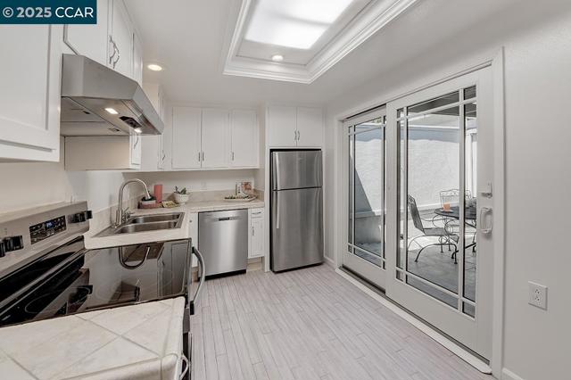 1517 Oakmont, Walnut Creek CA: https://media.crmls.org/mediaz/94fa4f3e-a3e5-41fc-8377-1796e3c535cf.jpg