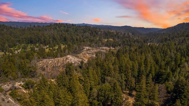 16580 Jamison Creek Road, Boulder Creek CA: https://media.crmls.org/mediaz/94fae292-76ff-4c15-b010-fc2cfa3c74a6.jpg
