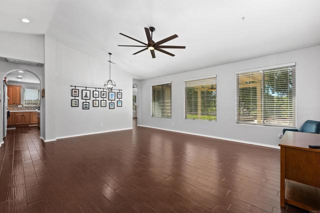 Image 16 of 51 For 23553 Daylight Place