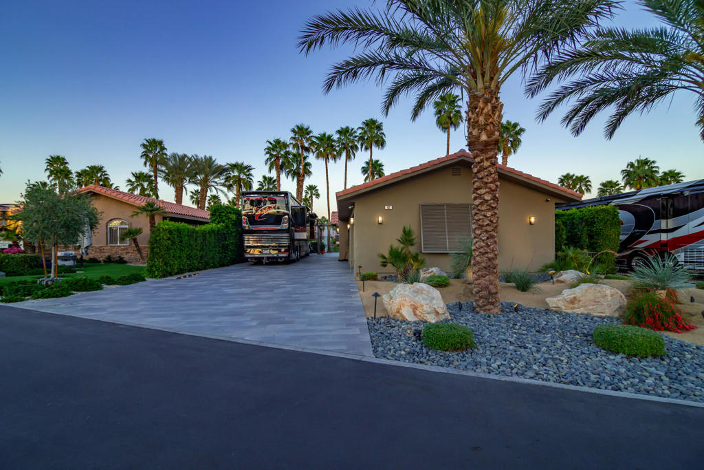 MLS #219133242DA image #2