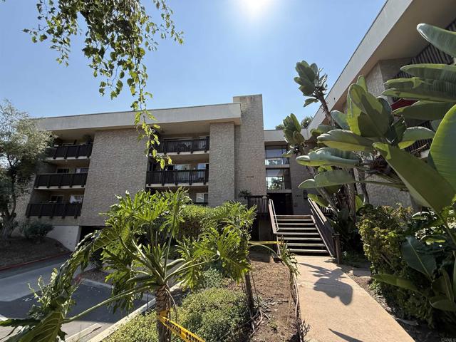 Detail Gallery Image 1 of 8 For 6406 Friars Rd #331,  San Diego,  CA 92108 - 1 Beds | 1 Baths
