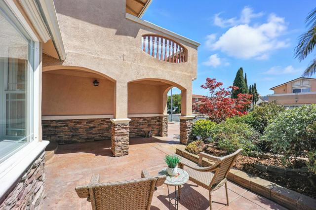2507 Constellation Drive, Hayward CA: https://media.crmls.org/mediaz/94fc7d22-b5ab-477f-974f-d9532265e5d9.jpg