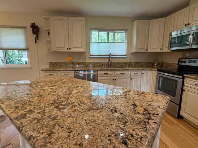 23799 Slns-Mty Highway, Salinas CA: https://media.crmls.org/mediaz/94fcada1-b574-475a-8cde-df1652bc1781.jpg