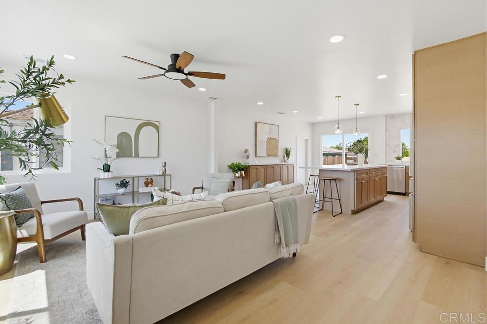 4614 Winona Avenue - photo 3