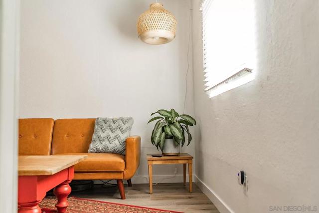 2948 50 Franklin Ave, San Diego CA: https://media.crmls.org/mediaz/94ff91d5-a6d4-42e7-9ad6-db8e89cd2803.jpg