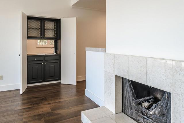 50 Mounds Road, San Mateo CA: https://media.crmls.org/mediaz/94ffc279-d8af-434f-ba04-8d5e7d4b2a0e.jpg