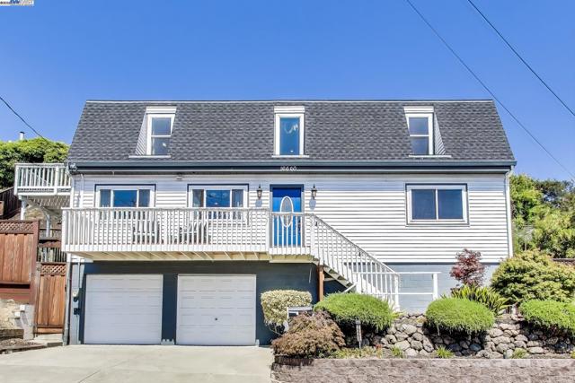16660 Winding Blvd, San Leandro CA: https://media.crmls.org/mediaz/95001c24-4794-4aa4-a423-f3f09041a442.jpg
