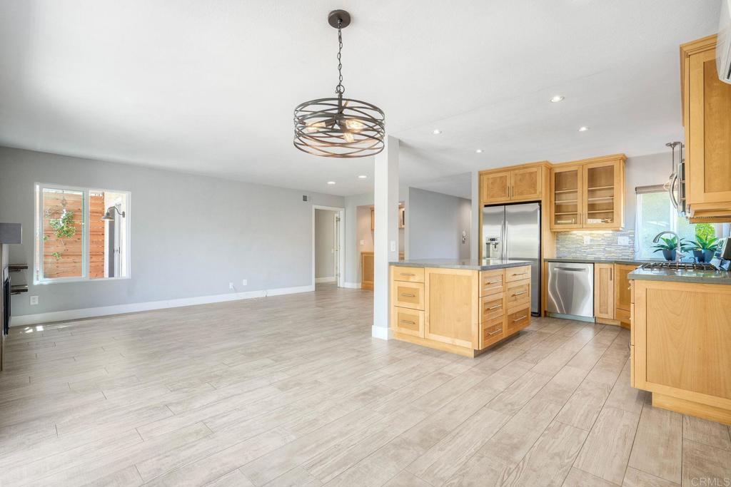 4210 Dawn Ln - photo 6